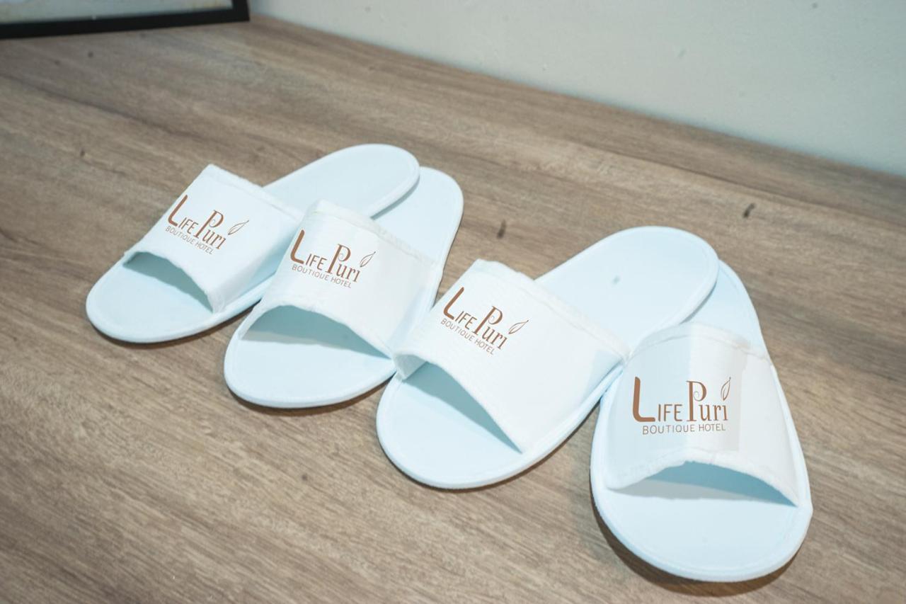 Life Puri Hotel Surabaya Gubeng Extérieur photo