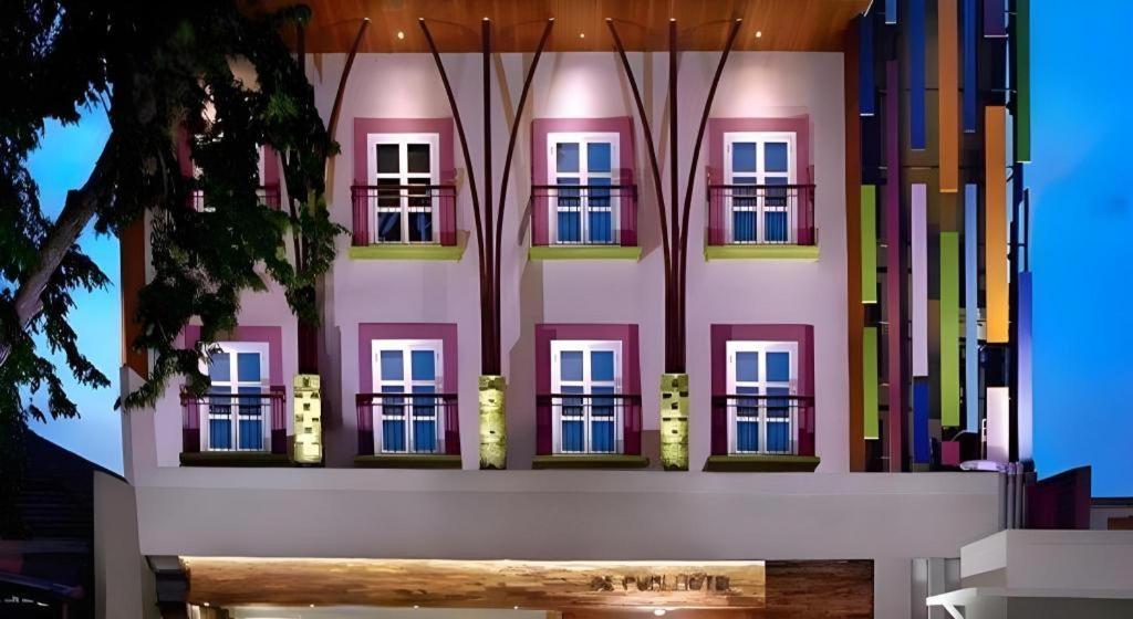 Life Puri Hotel Surabaya Gubeng Extérieur photo