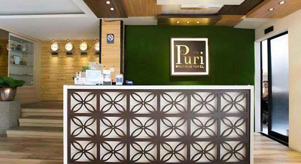 Life Puri Hotel Surabaya Gubeng Extérieur photo